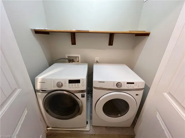 $1,800 | 1045 Coldstream Drive, Burlington, NC 27215