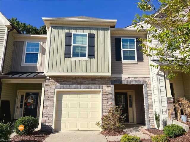 $1,800 | 1045 Coldstream Drive, Burlington, NC 27215