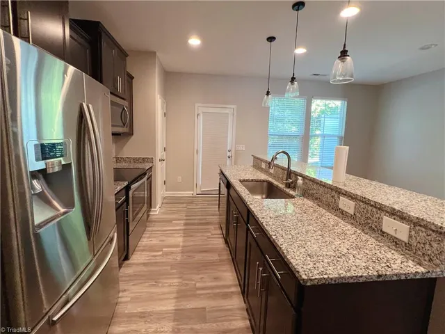 $1,800 | 1045 Coldstream Drive, Burlington, NC 27215