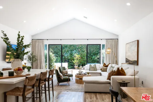 $1,649,000 | 5919 Encino Avenue, Los Angeles, CA 91316