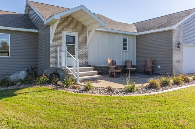 $500,000 | 22918 Turtle Creek Circle, Cold Spring, MN 56320