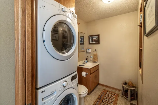 $500,000 | 22918 Turtle Creek Circle, Cold Spring, MN 56320