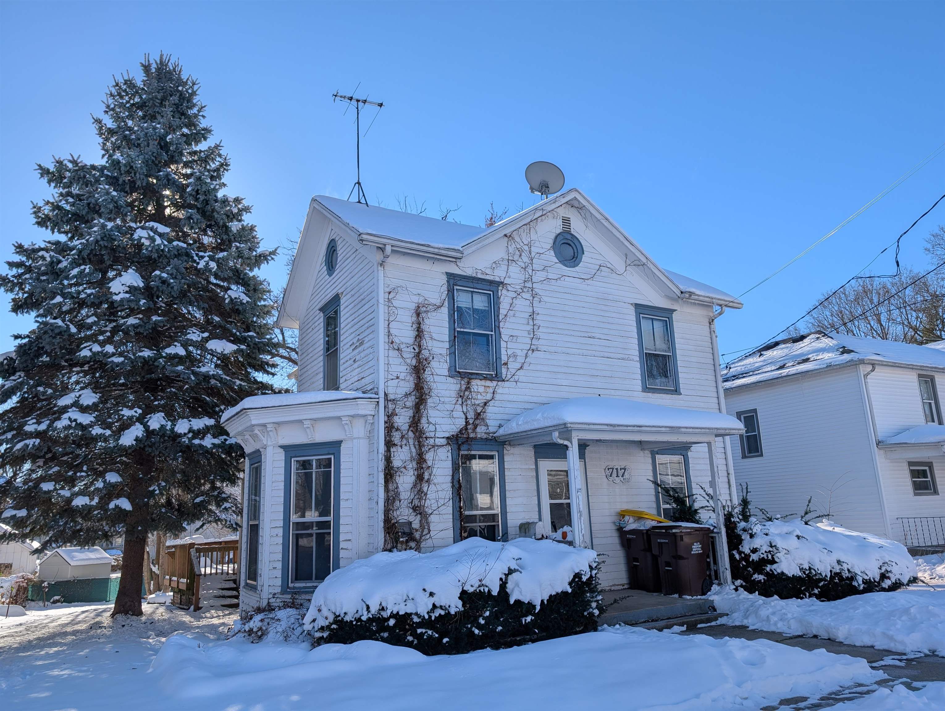 717 West Pleasant Street Freeport, IL 61032 - Photo 16 of 16