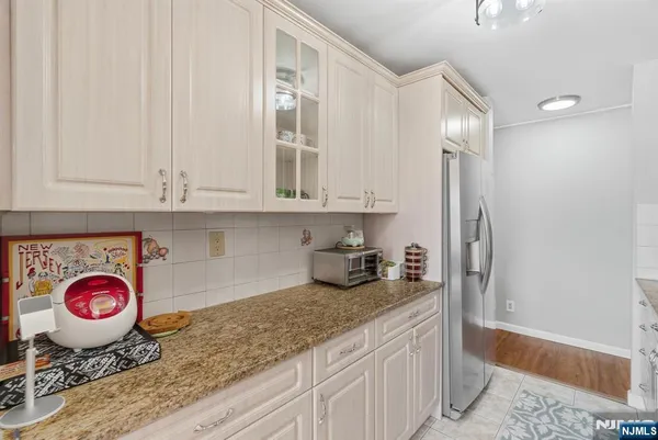 $549,000 | 1203 River Road, Unit 1H, Edgewater, NJ 07020