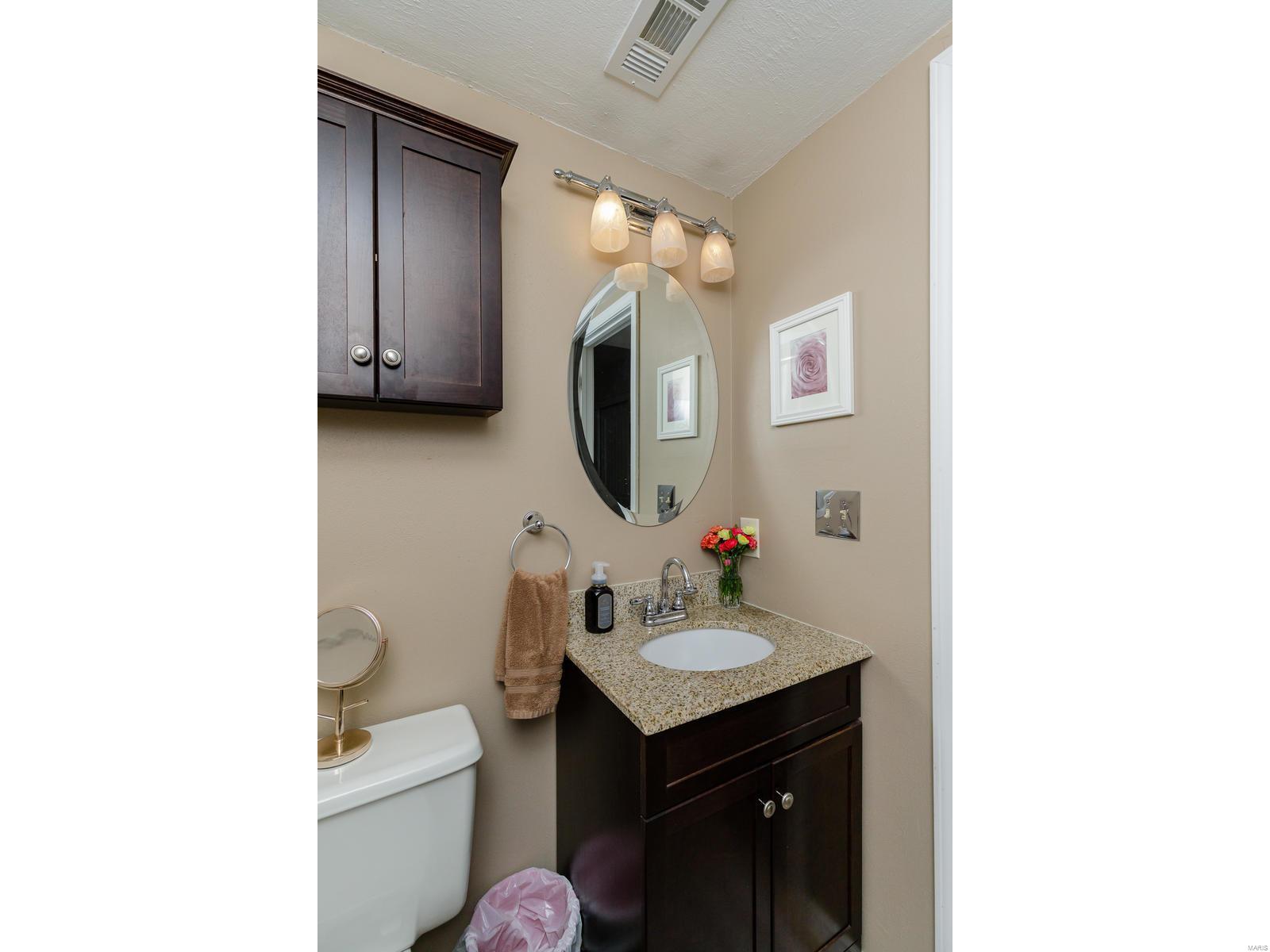 709 Ridgeside Drive, Unit D Ballwin, MO 63021 - Photo 14 of 25 Gallery Image 14