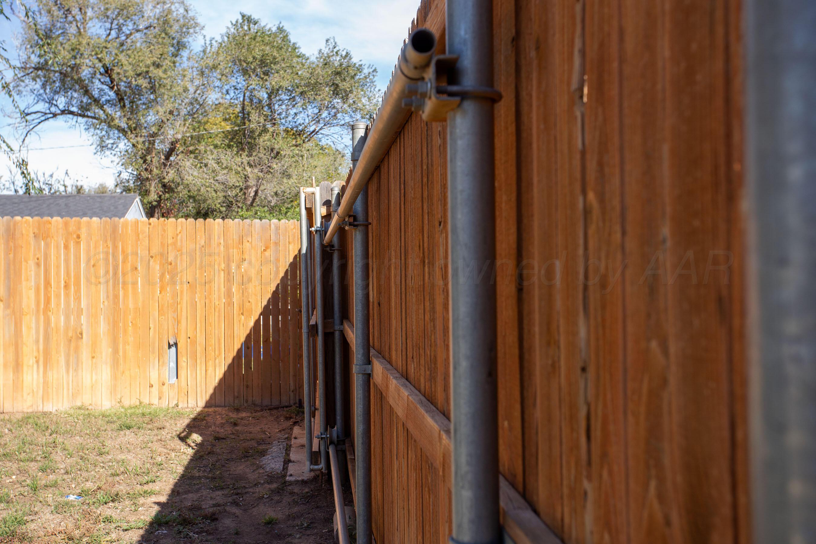 4409 South Lipscomb Street Amarillo, TX 79110 - Photo 23 of 23 a view of balcony with wooden floor and trees