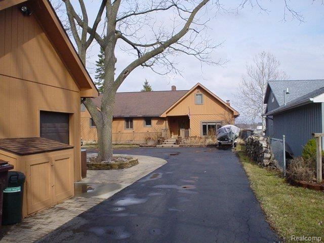 46928 Denton Road Belleville, MI 48111 - Photo 5 of 21 Street View