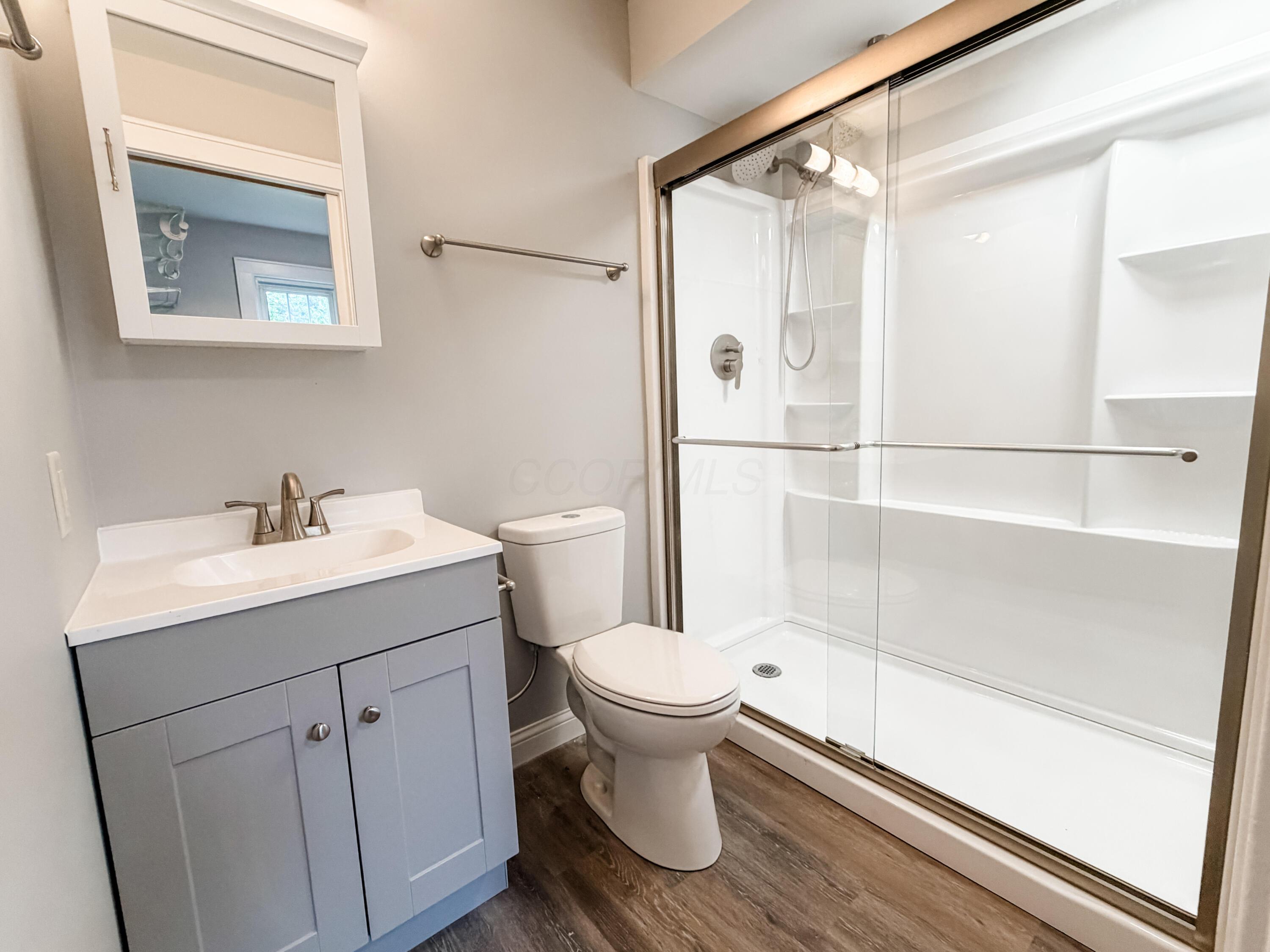 1693 Baltimore Road Northwest Lancaster, OH 43130 - Photo 11 of 38 First Floor Bedroom Bathroom