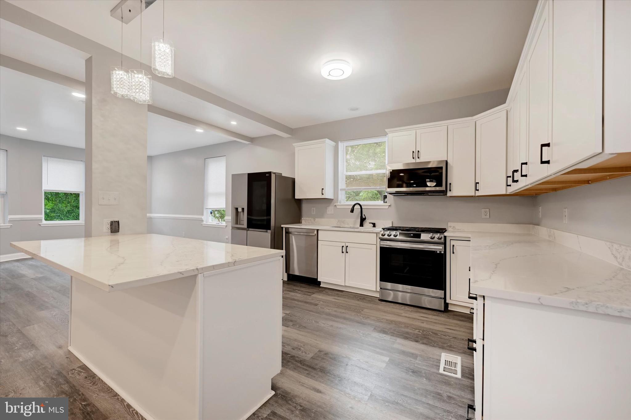 2807 Lawina Road Baltimore, MD 21216 - Photo 13 of 40