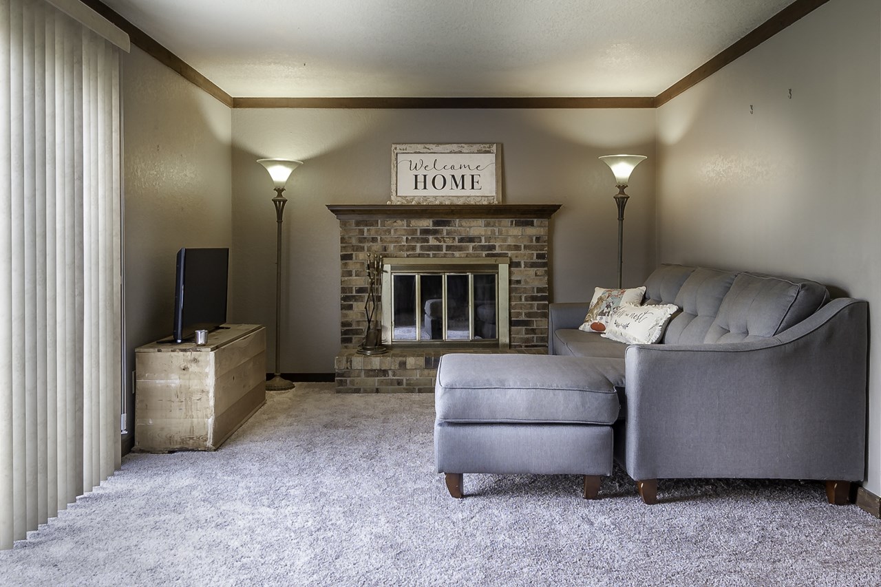 6320 Wood Rim Run Fort Wayne, IN 46825 - Photo 3 of 21 Gallery Image 3