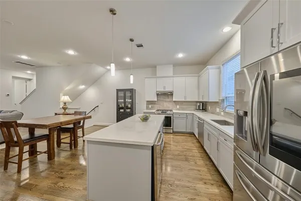 $3,200 | 1715 Eado Point Lane, Houston, TX 77003