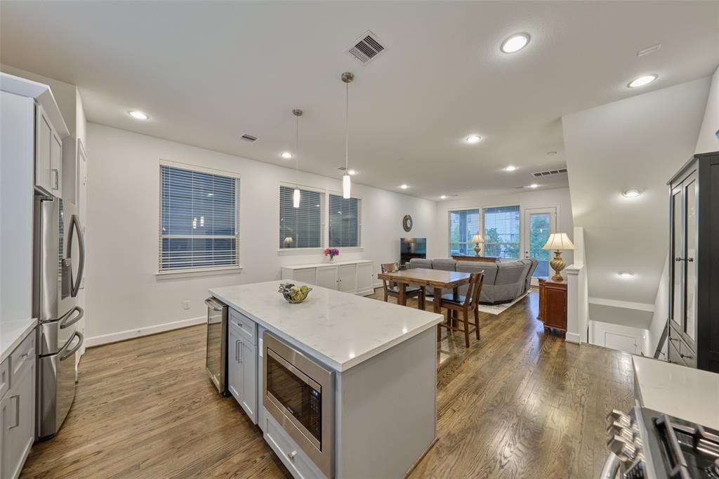 1715 Eado Point Lane Houston, TX 77003 - Photo 14 of 30