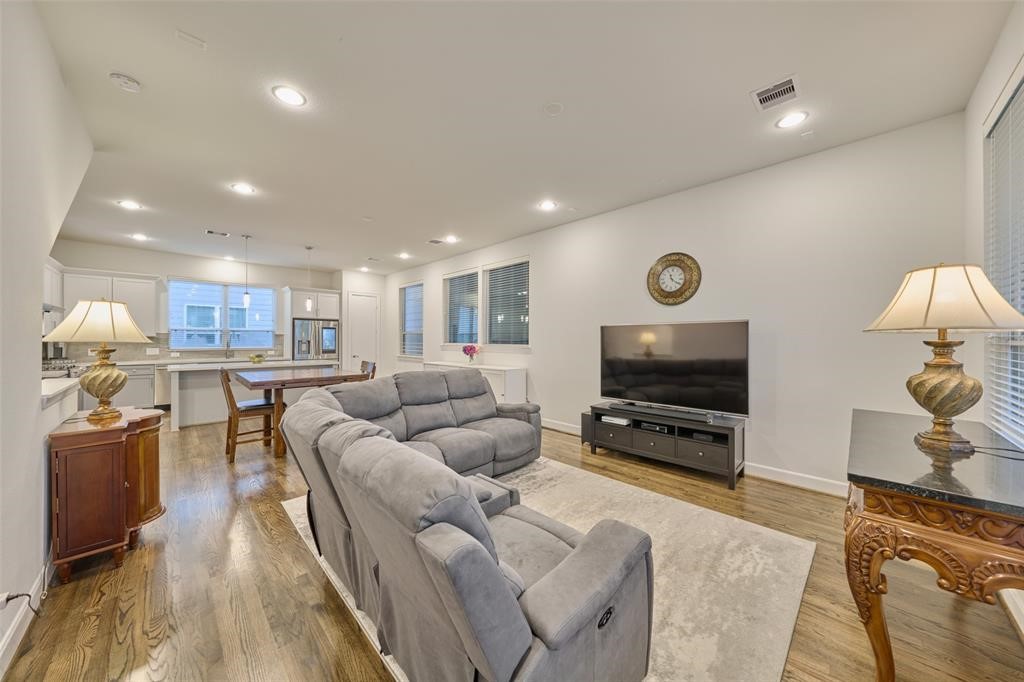 1715 Eado Point Lane Houston, TX 77003 - Photo 15 of 30