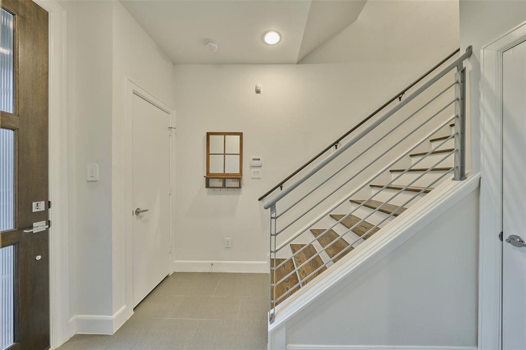 1715 Eado Point Lane Houston, TX 77003 - Photo 7 of 30