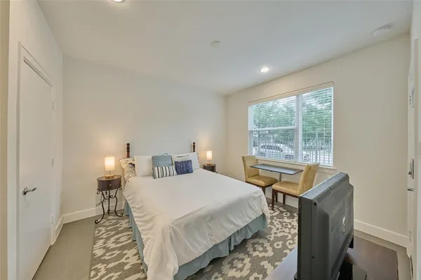 $3,200 | 1715 Eado Point Lane, Houston, TX 77003
