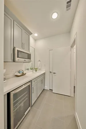 $3,200 | 1715 Eado Point Lane, Houston, TX 77003
