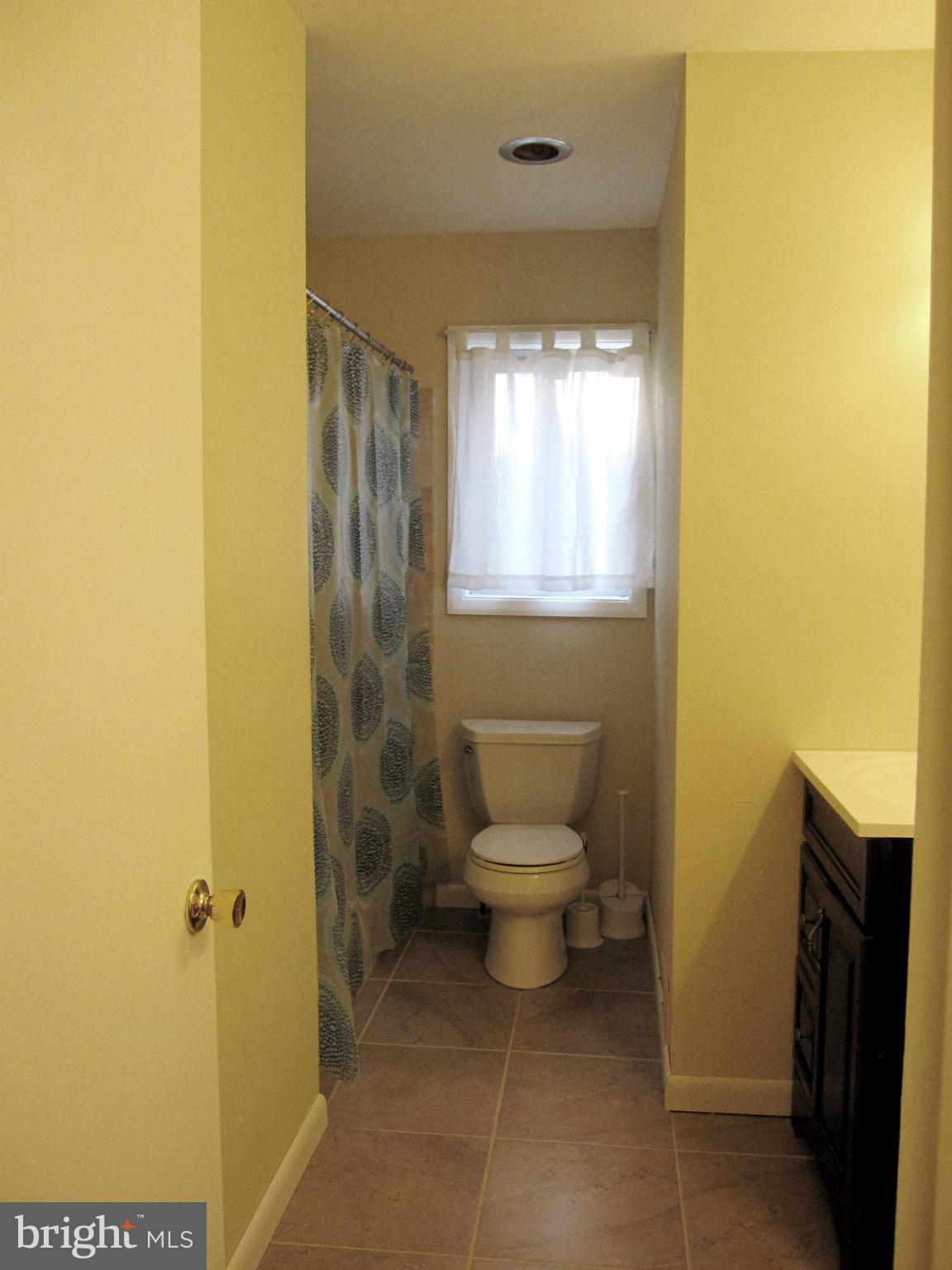 2214 Sugarcone Road Baltimore, MD 21209 - Photo 20 of 28 Bath