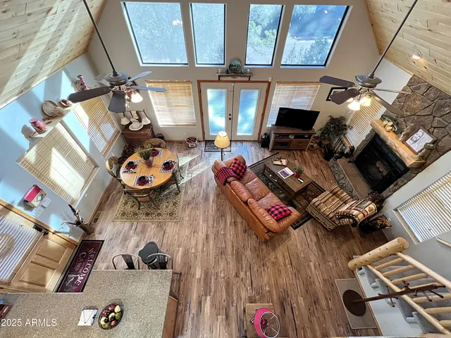 $444,900 | 2240 Fairway Drive, Overgaard, AZ 85933