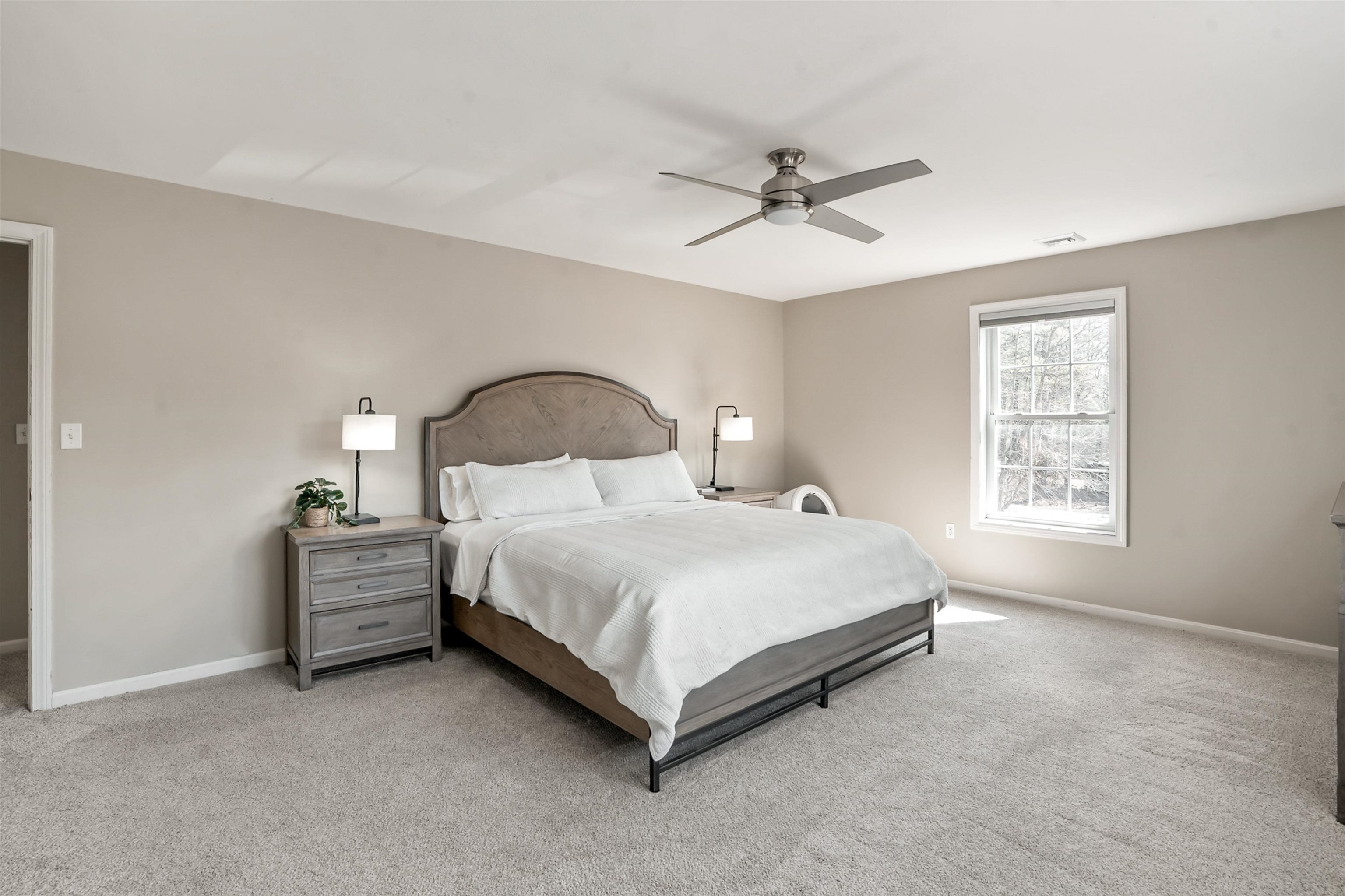 122 High Range Road, Unit B Londonderry, NH 03053 - Photo 23 of 44