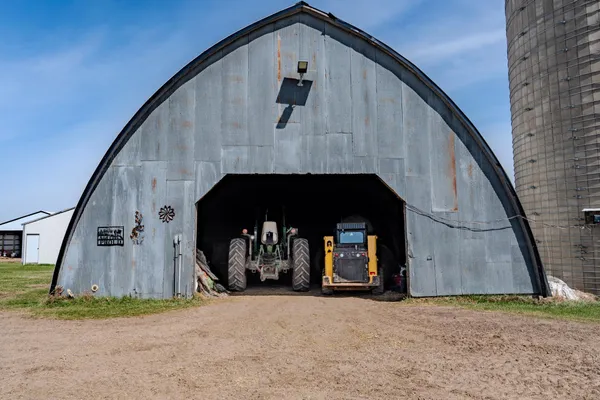 $500,000 | 8818 70th Street, Little Falls, MN 56345