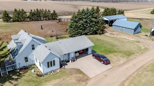 $500,000 | 8818 70th Street, Little Falls, MN 56345