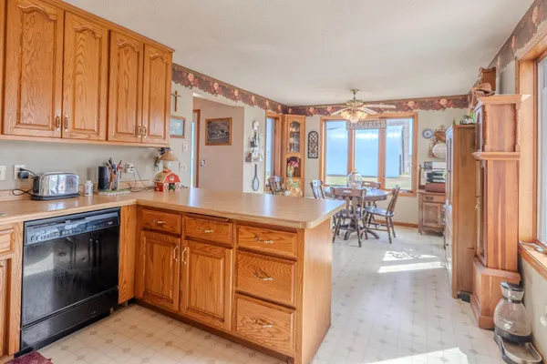 $500,000 | 8818 70th Street, Little Falls, MN 56345