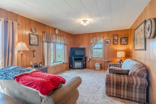 $500,000 | 8818 70th Street, Little Falls, MN 56345