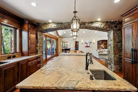 $3,850,000 | 3771 South Upper Truckee Road, South Lake Tahoe, CA 96150