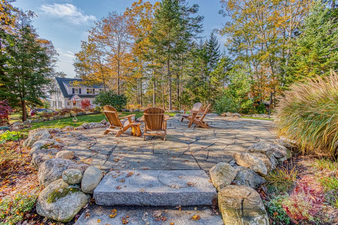 18 Perkins Road Boothbay Harbor, ME 04538 - Photo 4 of 53 4