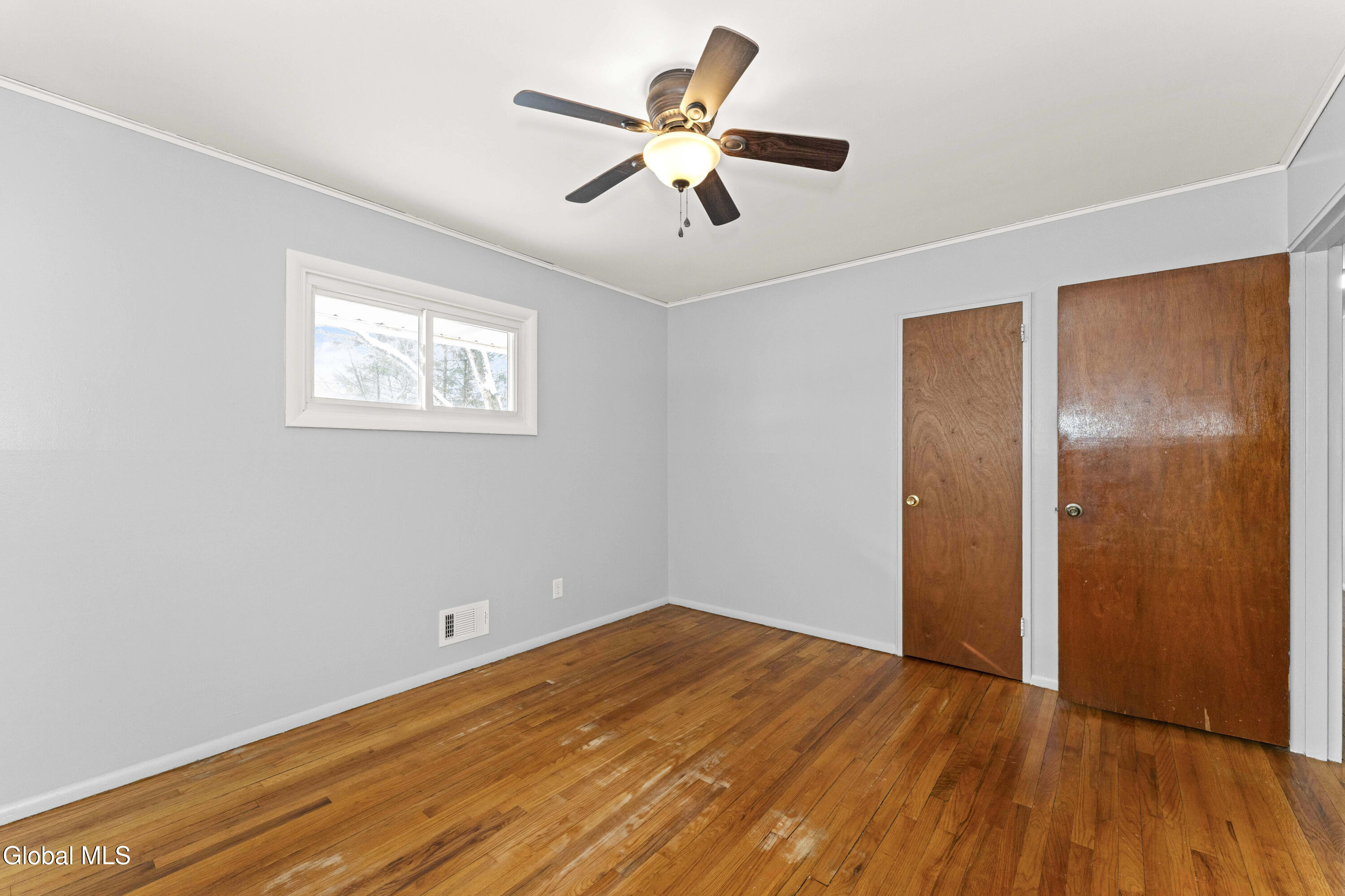 7 Bridle Path Colonie, NY 12205 - Photo 19 of 27 4 Bedroom 4