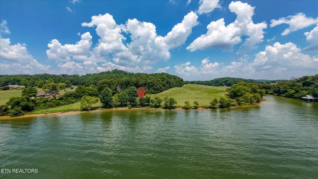 $1,750,000 | 3843 Gravelly Hills Road, Louisville, TN 37777