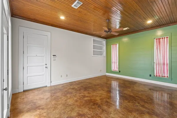 $599,900 | 1801 Cub Trail, Orange, TX 77632