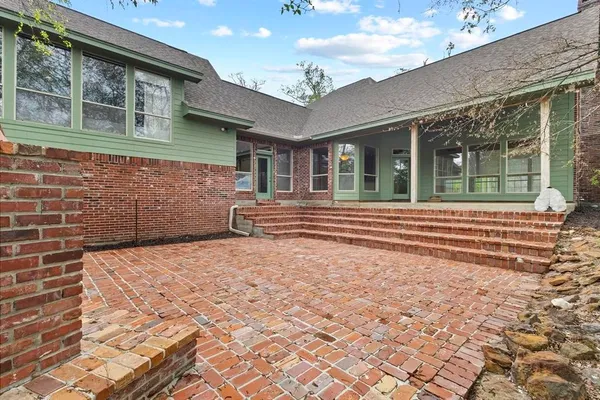 $599,900 | 1801 Cub Trail, Orange, TX 77632