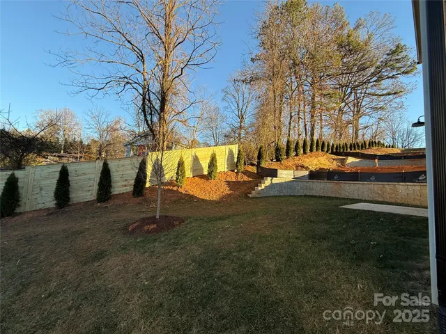$454,900 | 114 Chapel Xing Lane, Unit 12, Weaverville, NC 28787