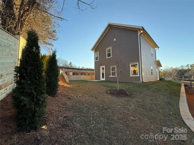 $454,900 | 114 Chapel Xing Lane, Unit 12, Weaverville, NC 28787