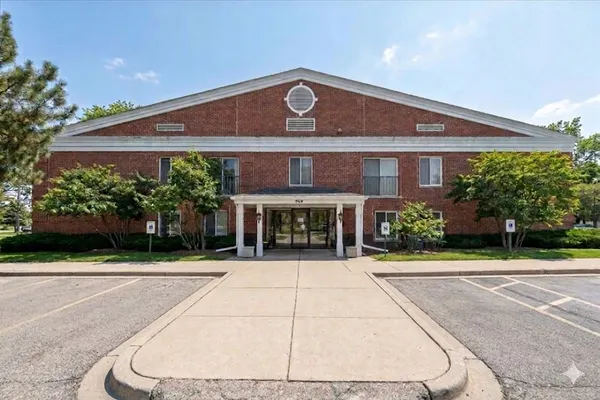 $165,000 | 800 Ridge Road, Unit 117, Wilmette, IL 60091