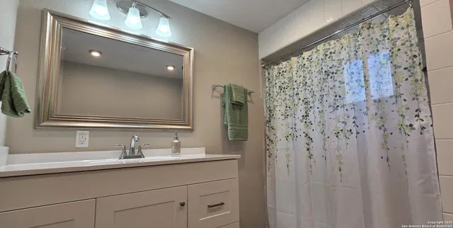 $228,500 | 349 Ave D, Poteet, TX 78065