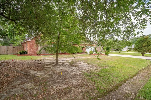 2032 West Ridge Drive Mandeville, LA 70448 - Photo 3 of 60