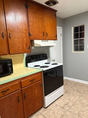 $1,100 | 629 Stiles Avenue, Tallahassee, FL 32303
