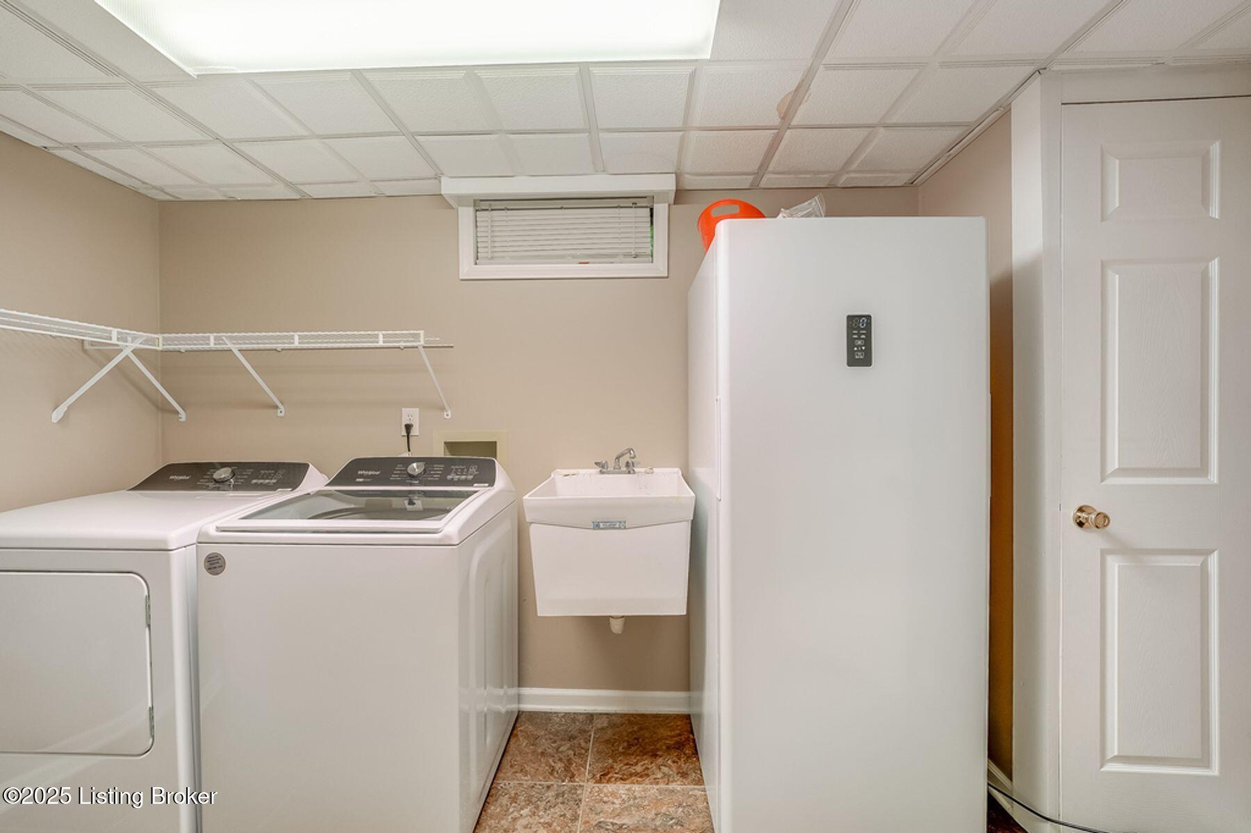 7107 Fld Rdg Court Louisville, KY 40291 - Photo 30 of 46 photo_online_029