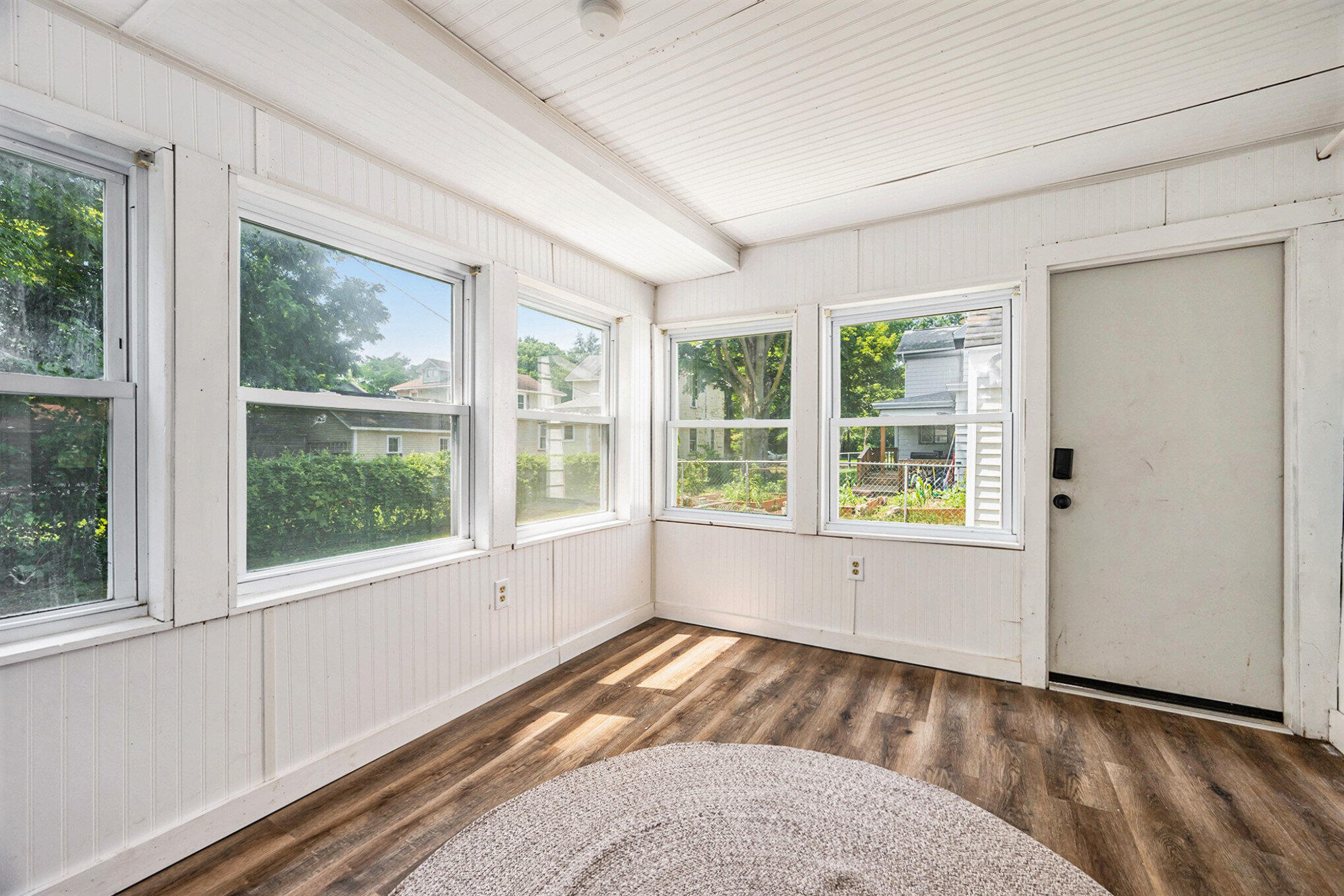 211 East Wheeler Street Three Rivers, MI 49093 - Photo 10 of 17 3 season room