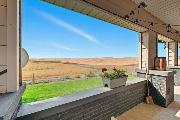 $434,000 | 3703 Plaza Road, Rosalia, WA 99170