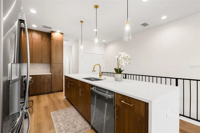 $829,000 | 460 87th Avenue Street, St. Petersburg, FL 33702