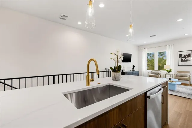 $829,000 | 460 87th Avenue Street, St. Petersburg, FL 33702