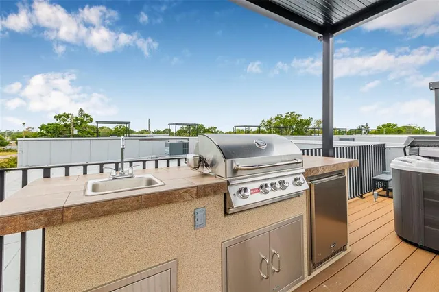 $829,000 | 460 87th Avenue Street, St. Petersburg, FL 33702