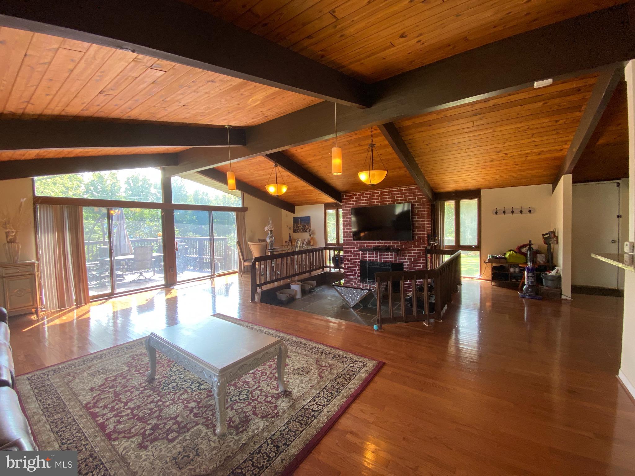 1731 Briggs Chaney Road Silver Spring, MD 20905 - Photo 4 of 76 Large Family Room