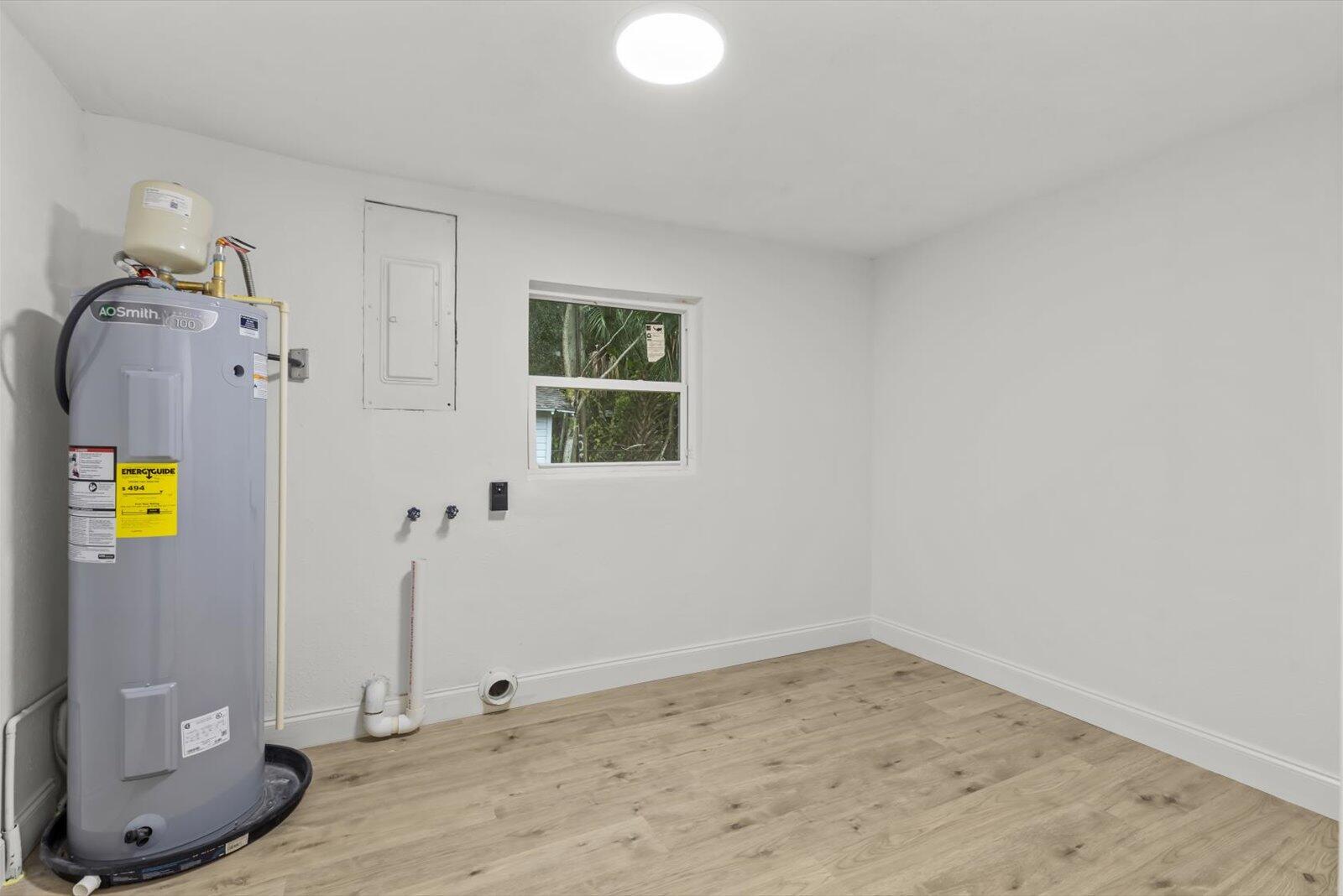 603 Southwest 14th Street Okeechobee, FL 34974 - Photo 30 of 41 a view of small space