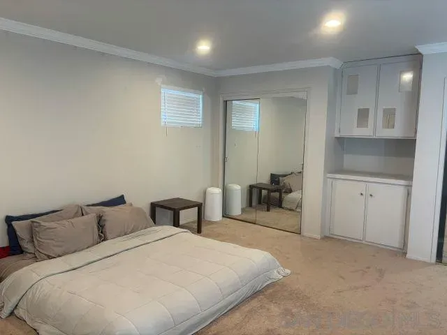 a view of a livingroom with furniture