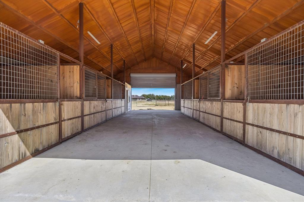 12953 Flow Road Krum, TX 76249 - Photo 26 of 31 Gallery Image 26