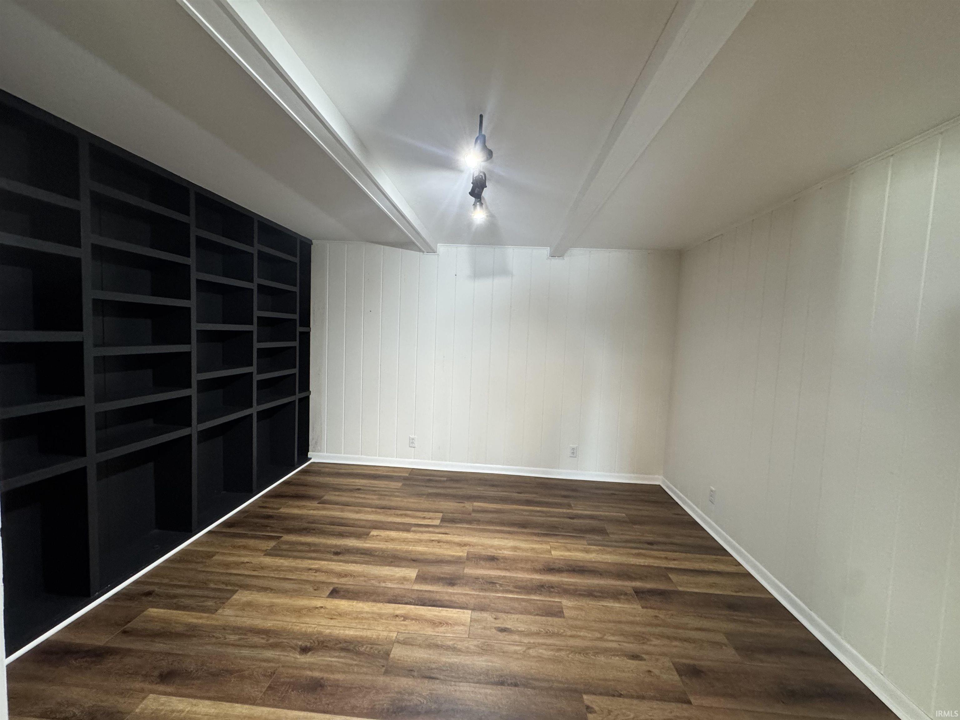 1821 Highway 14 Rochester, IN 46975 - Photo 20 of 36